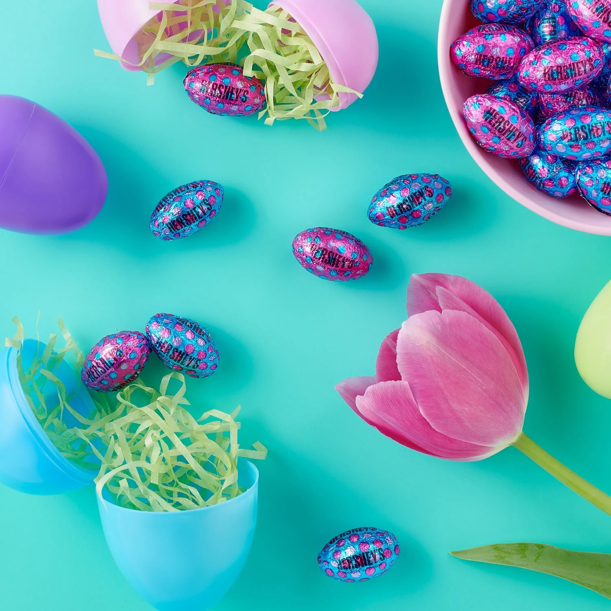 Hershey's Cookies 'n' Creme Polka Dot Eggs (Easter)