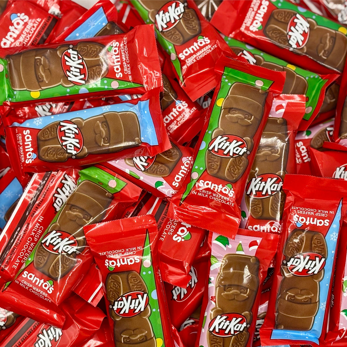 KitKat Santas Crisp Wafer In Milk Chocolate