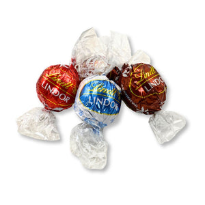 Lindt LINDOR Holiday Assorted Chocolate – Bulk Value Pack